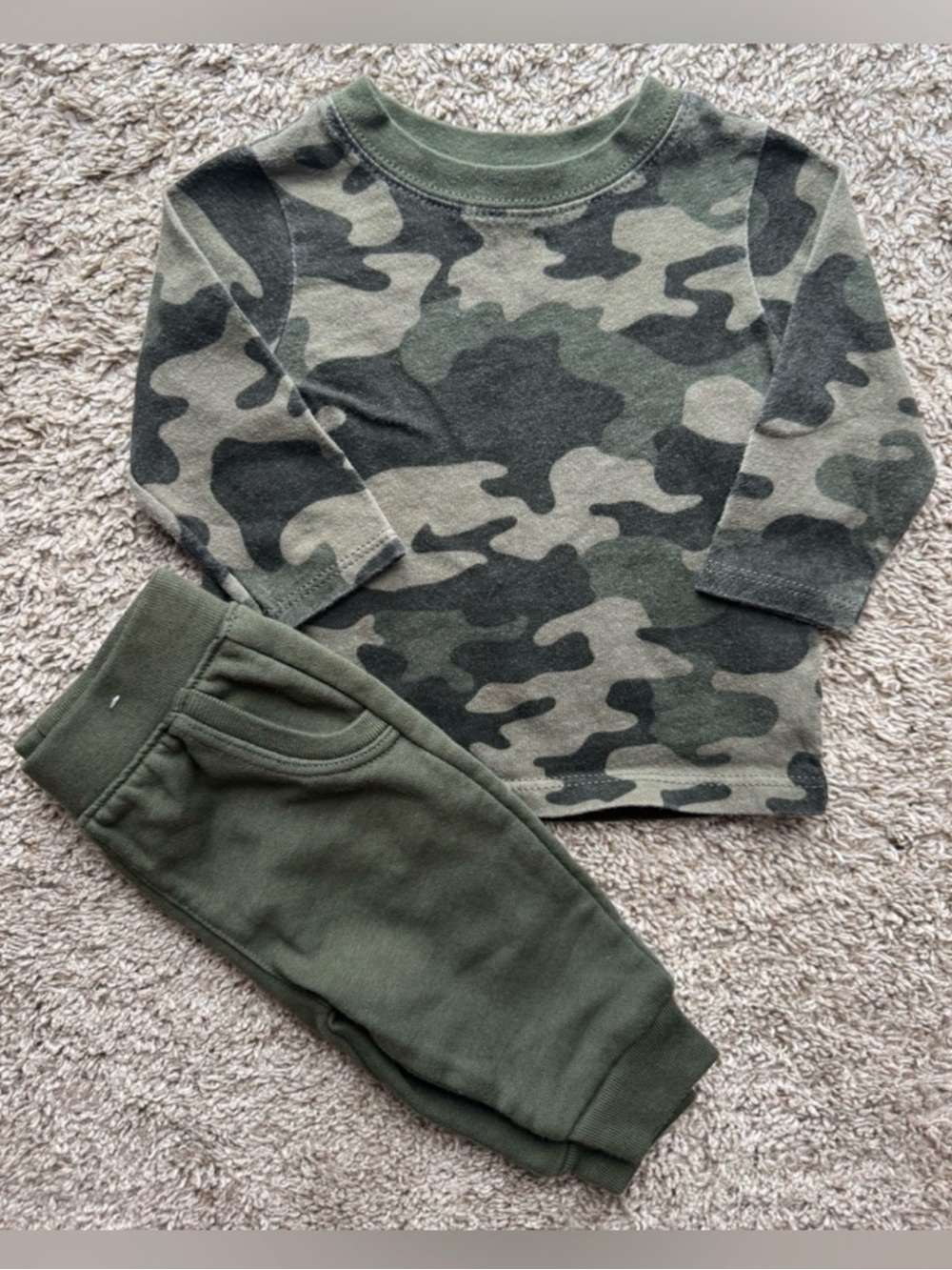Garanimals Baby Camo Outfit Set 0-3 Months Long Sleeve Shirt & Jogger Pants